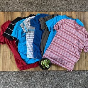 7med 1 small T-shirt bundle